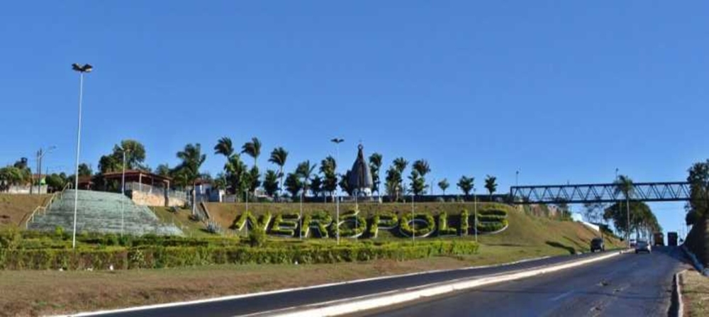 Parab&eacute;ns, Ner&oacute;polis! 