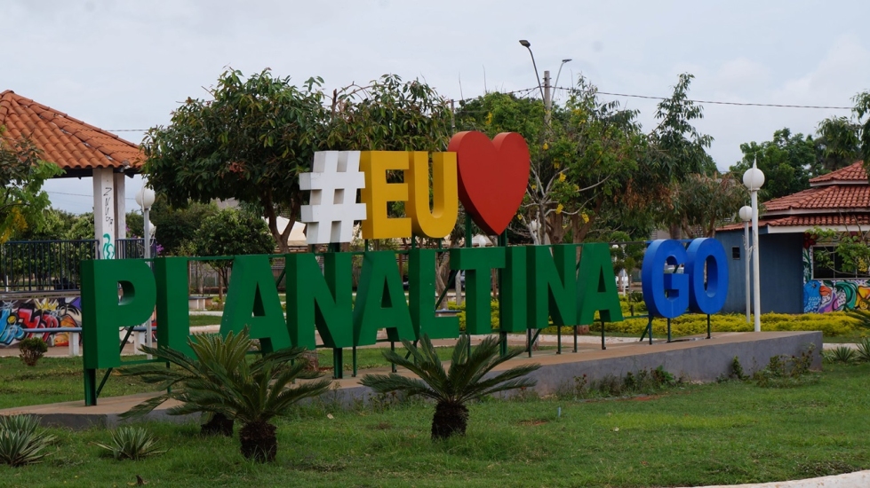 Torne sua mensagem gigante: Outdoors em Planaltina!
