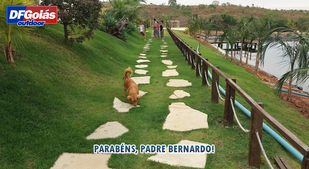 Parab&eacute;ns, Padre Bernardo!