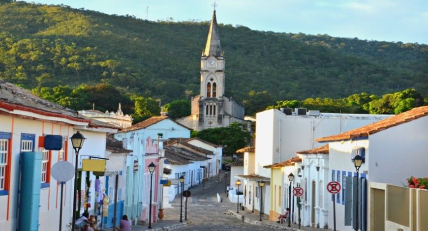 Descubra a Magia de Piren&oacute;polis!